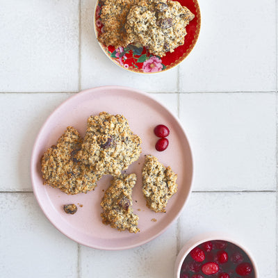 Découvrez les 2 mélanges à biscuits d'Isabelle Huot Docteure en nutrition. Des biscuits savoureux et légers prêts en quelques minutes seulement. // Discover the 2 cookie mixes from Isabelle Huot. Tasty, light cookies ready in just a few minutes