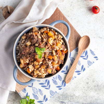 Quoi de plus réconfortant qu'un délicieux ragoût : cette version nutritive, protéinée est toute aussi réconfortante et savoureuse. Essayez ce repas dès maintenant, vous allez adorer. // What could be more comforting than a delicious stew? This nutritious, protein-packed version is just as comforting and tasty. Try this meal now, you'll love it.